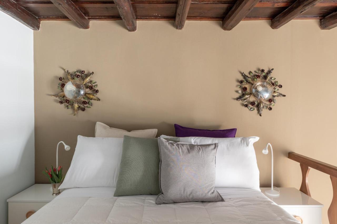Iflat Pantheon Historic Two-Story Apartment ローマ エクステリア 写真