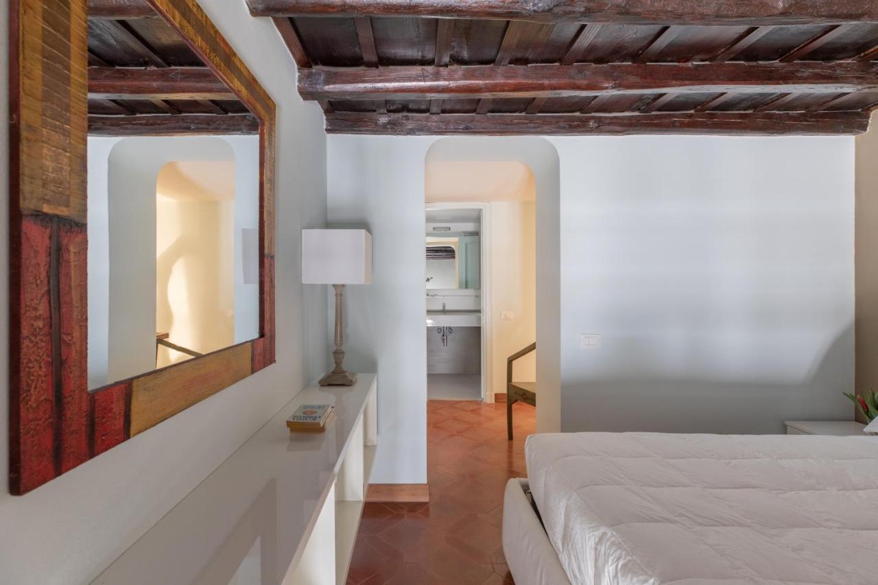 Iflat Pantheon Historic Two-Story Apartment ローマ エクステリア 写真