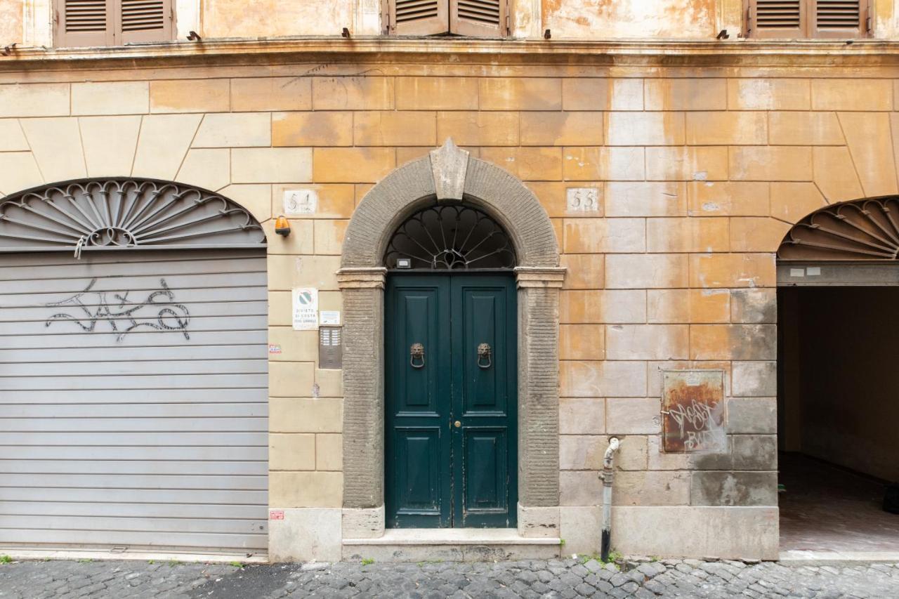 Iflat Pantheon Historic Two-Story Apartment ローマ エクステリア 写真