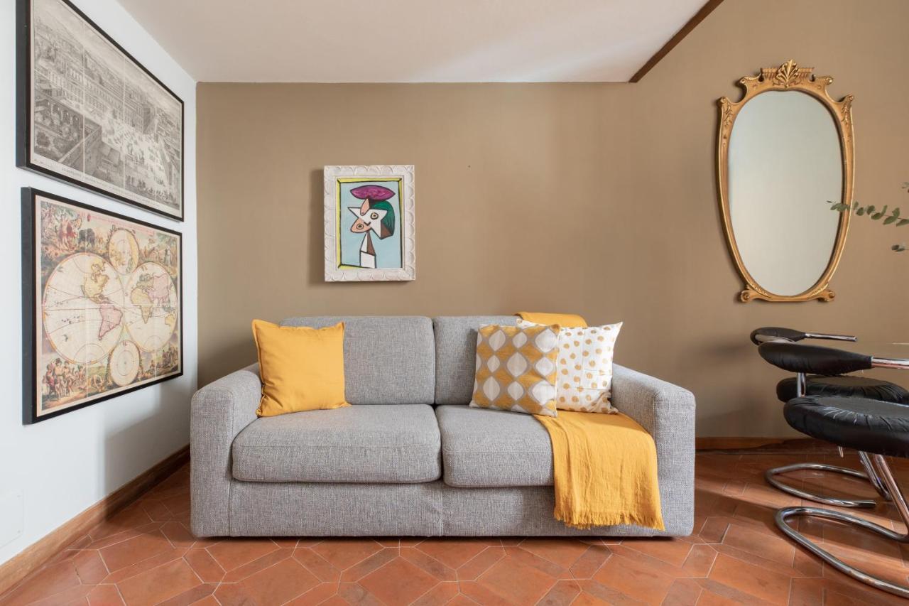 Iflat Pantheon Historic Two-Story Apartment ローマ エクステリア 写真